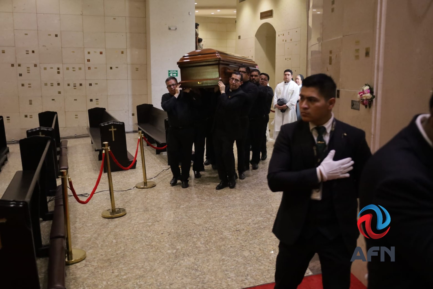 Despiden al arzobispo Francisco Moreno Barrón