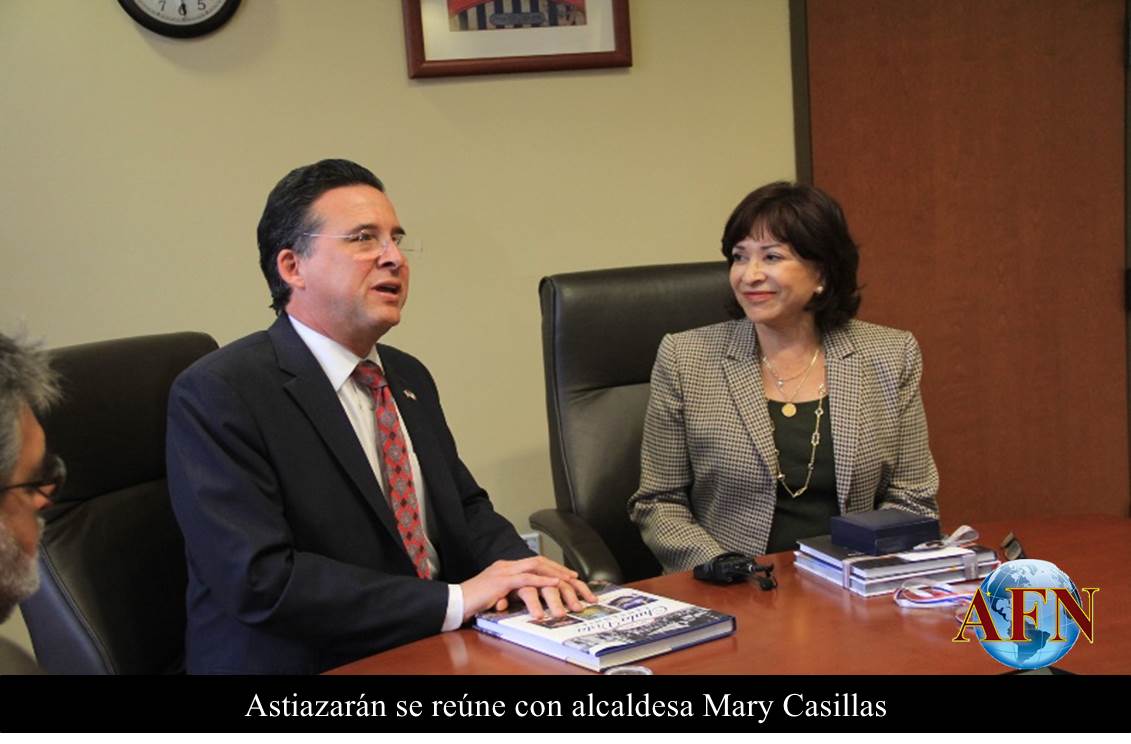 Astiazarán se reúne con alcaldesa Mary Casillas