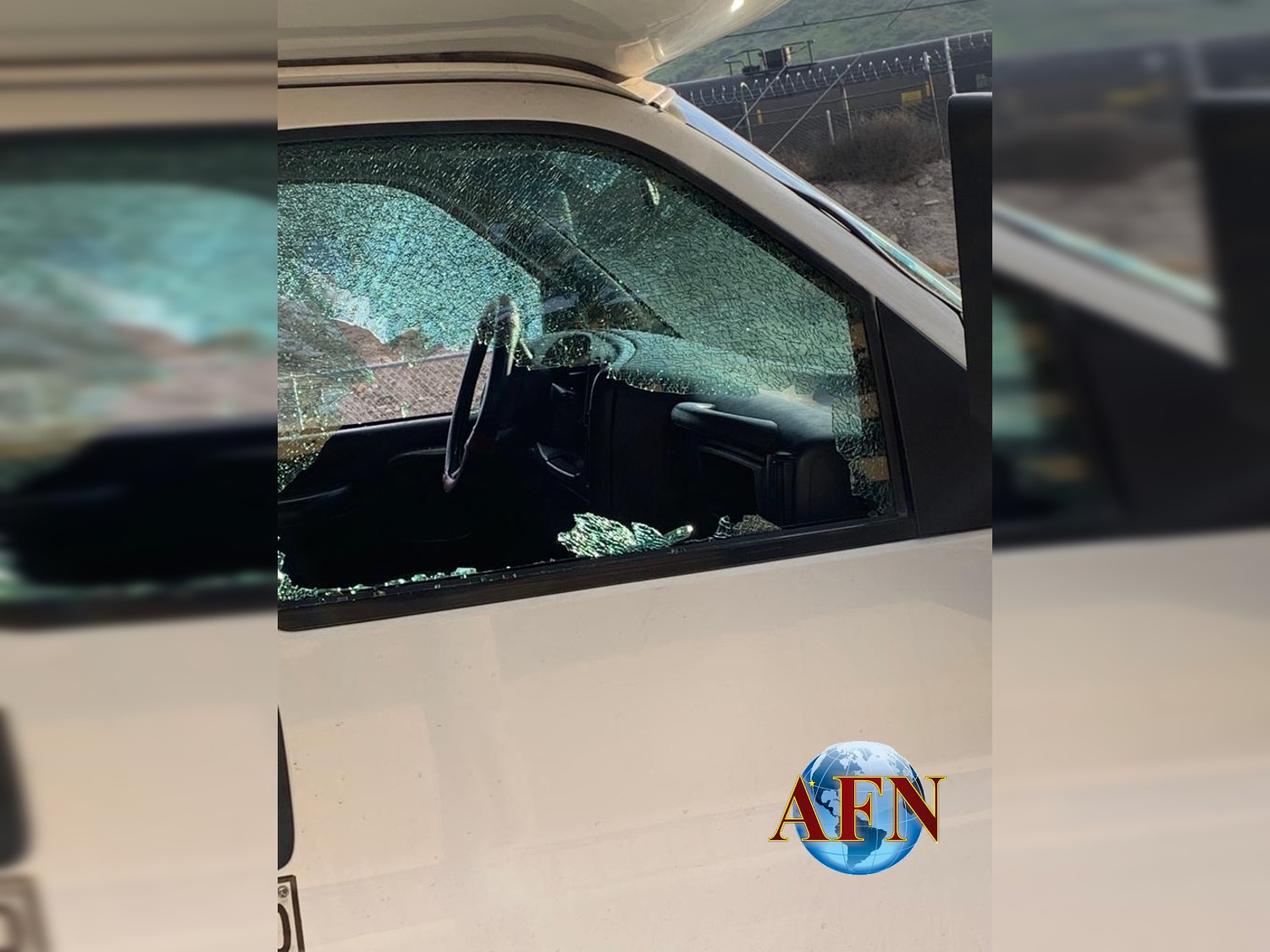 Atacan unidad con turistas extranjeros, otra vez