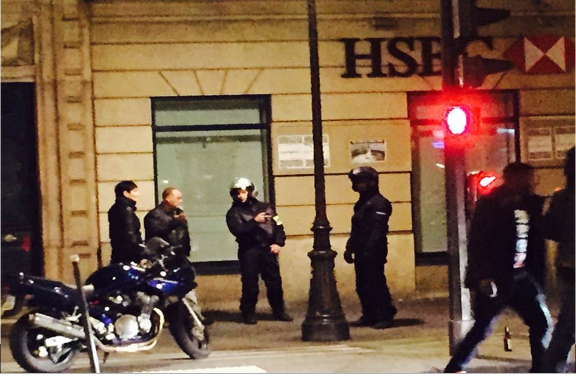 Suman 160 muertos en Francia; un mexicano herido