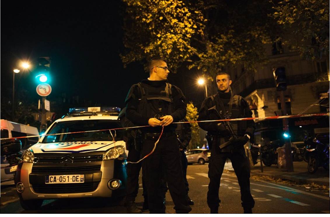 Suman 160 muertos en Francia; un mexicano herido