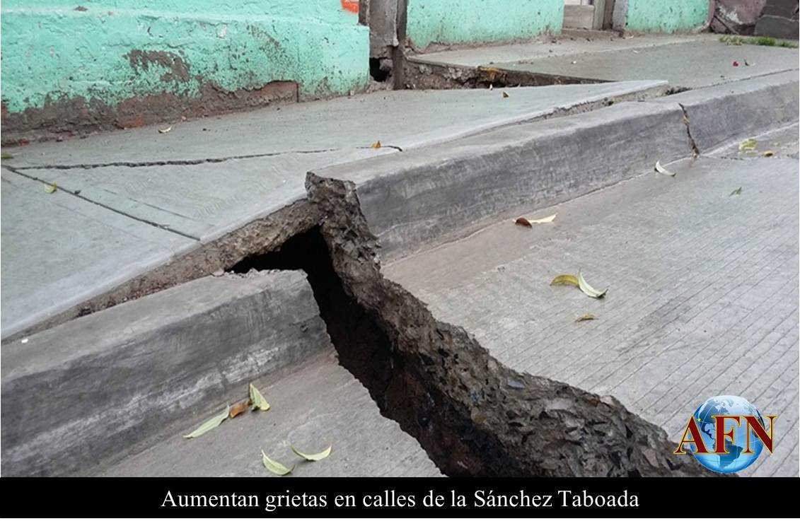 Aumentan grietas en calles de la Sánchez Taboada