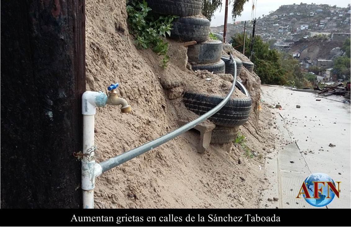 Aumentan grietas en calles de la Sánchez Taboada