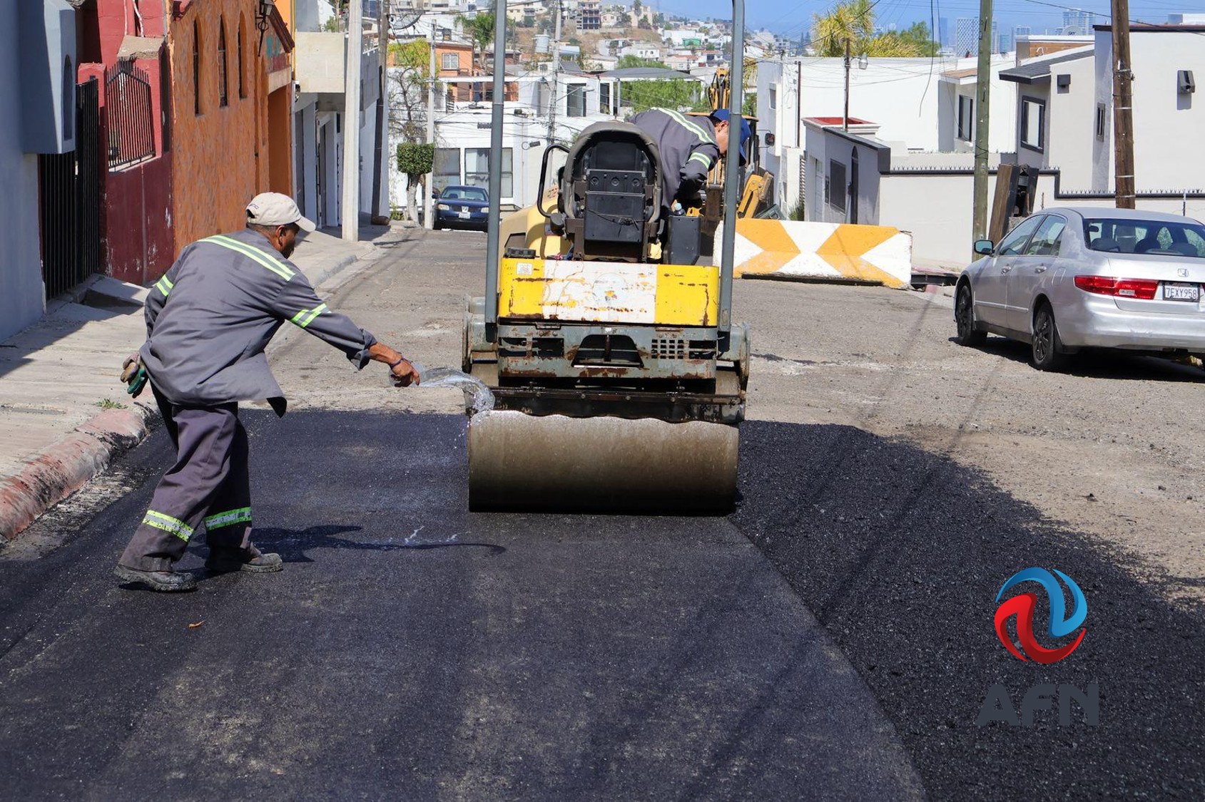 Ayuntamiento de Tijuana llevó jornadas de bacheo a colonias de tres delegaciones