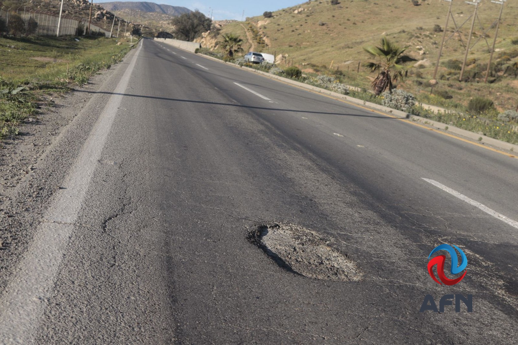 Denuncian malas condiciones de la carretera libre Tecate-Tijuana