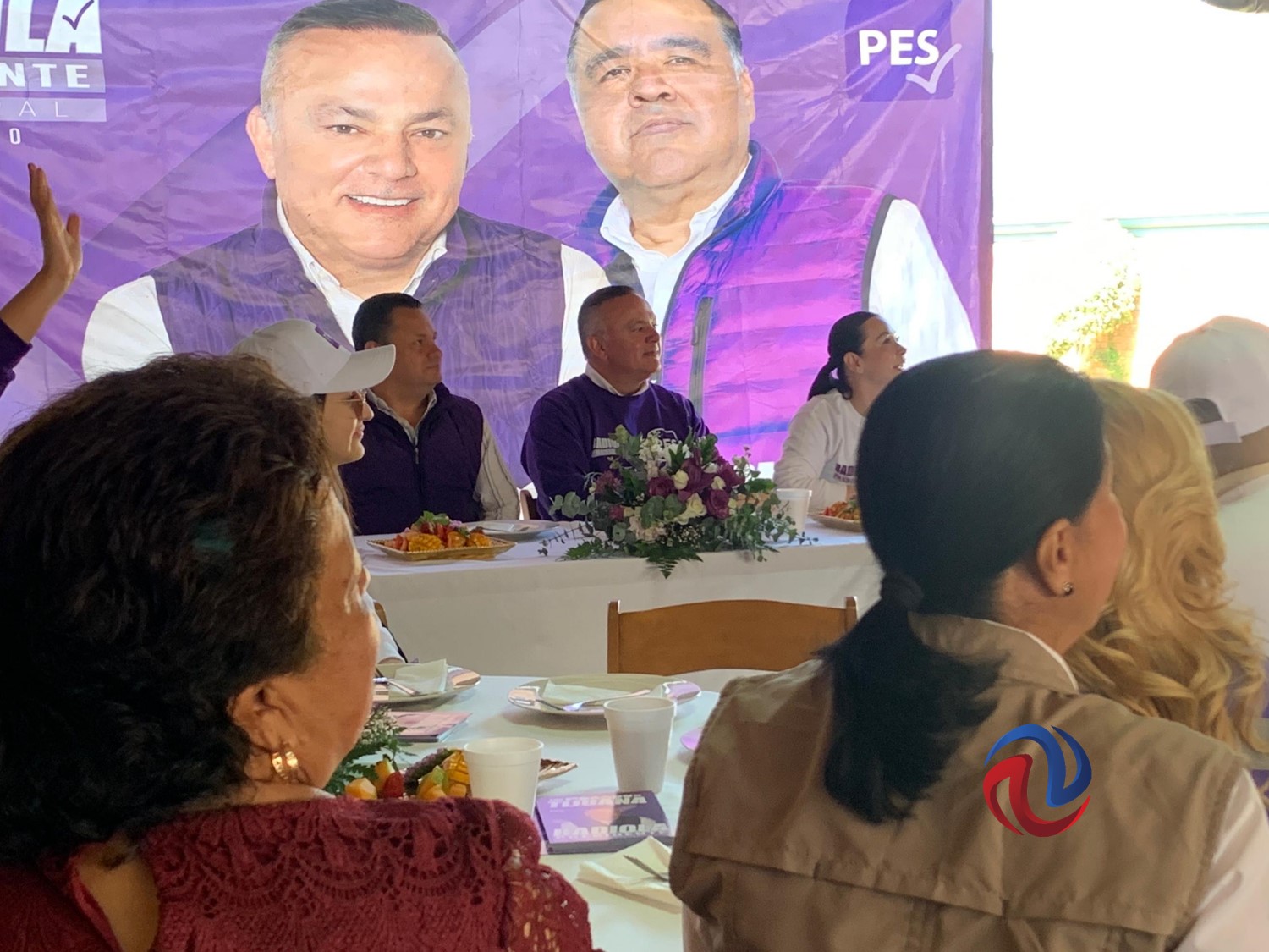 Propone Badiola fortalecer relación con burócratas