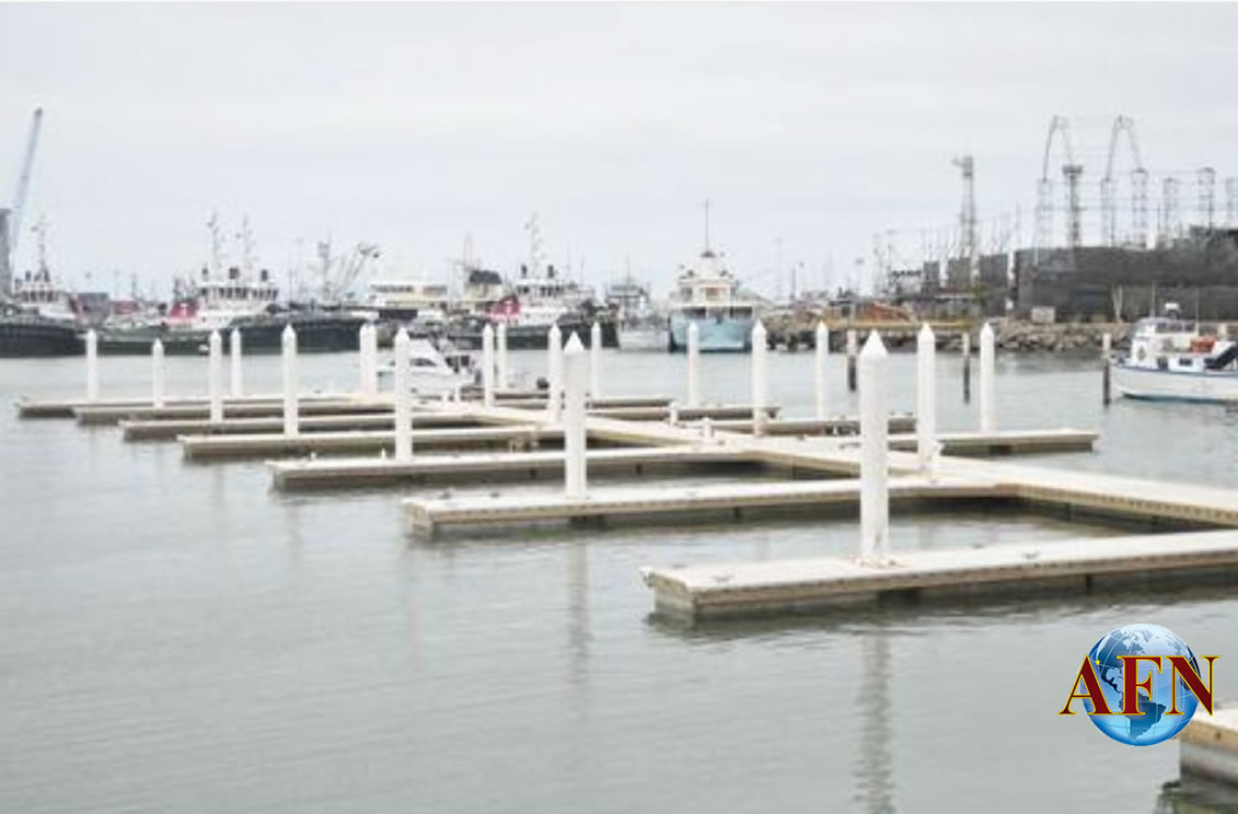 Inauguran Marina Todos Santos