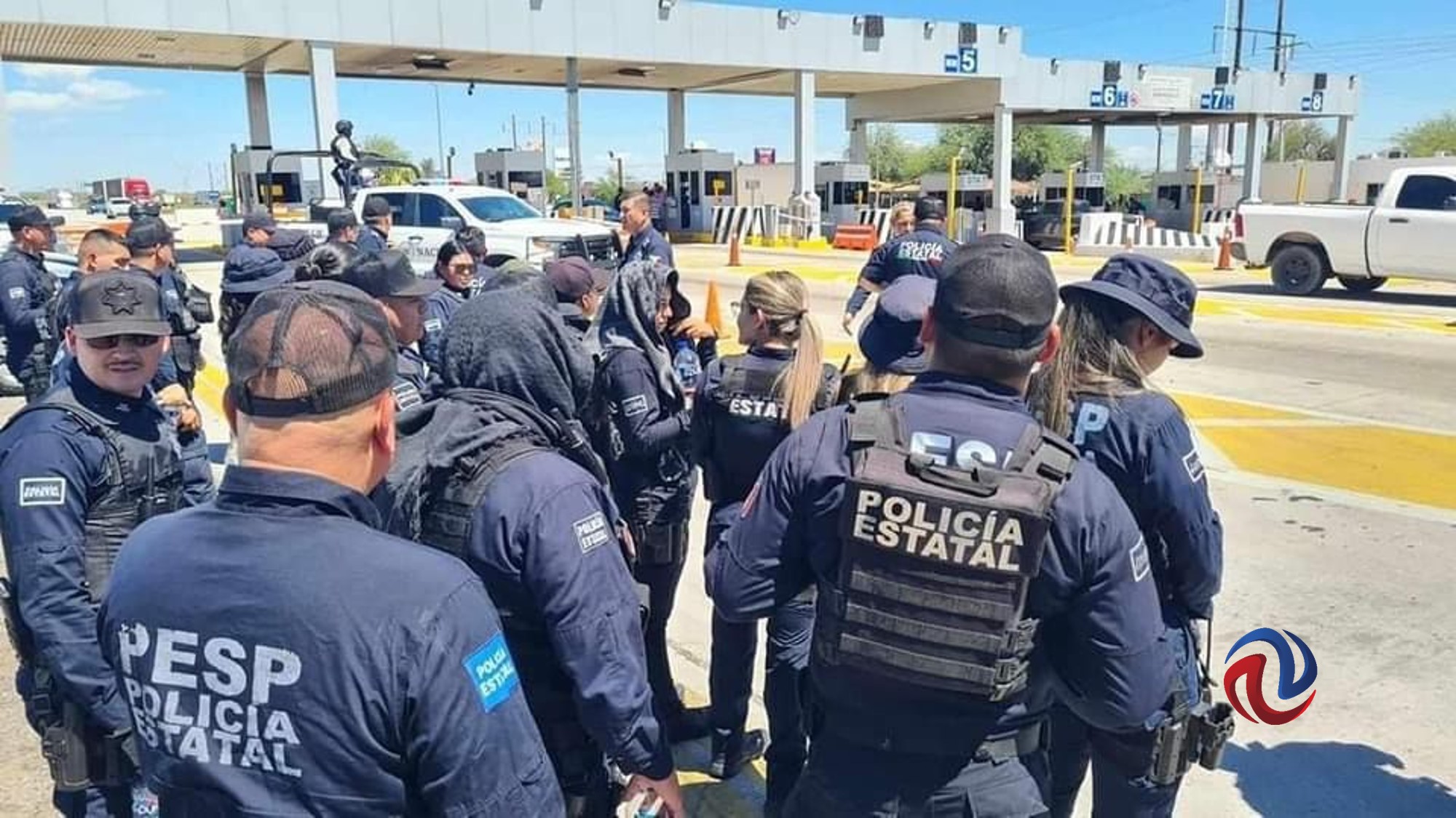Detienen a cuatro por bloquear la caseta de cobro Hermosillo-Santa Ana