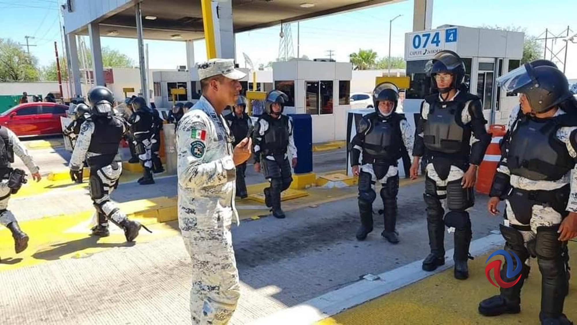 Detienen a cuatro por bloquear la caseta de cobro Hermosillo-Santa Ana