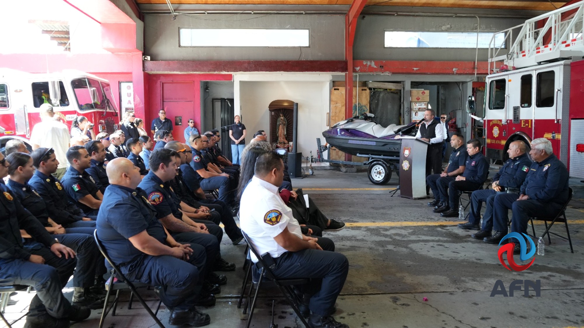 Entregan a Bomberos de Tijuana equipo con valor de más de 53 mdp