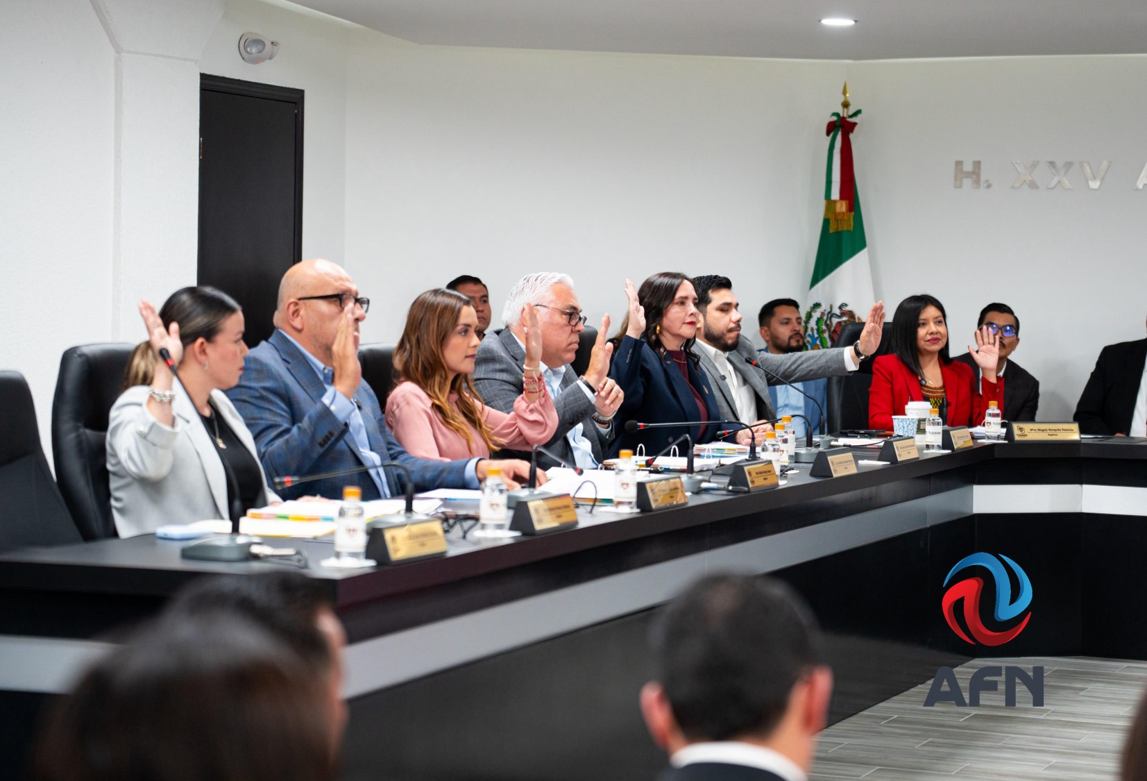 Cabildo aprobó licencia indefinida a Burgueño; Abdiel Gutiérrez asume el cargo