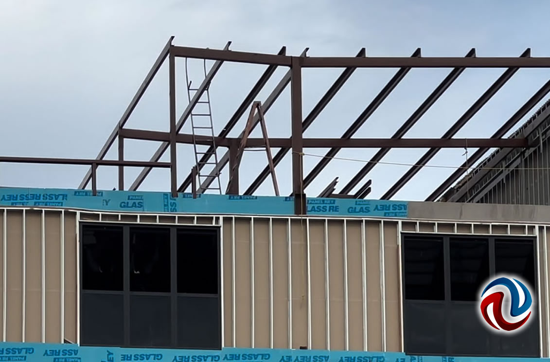 Muere trabajador al caer del sexto piso de una construcción