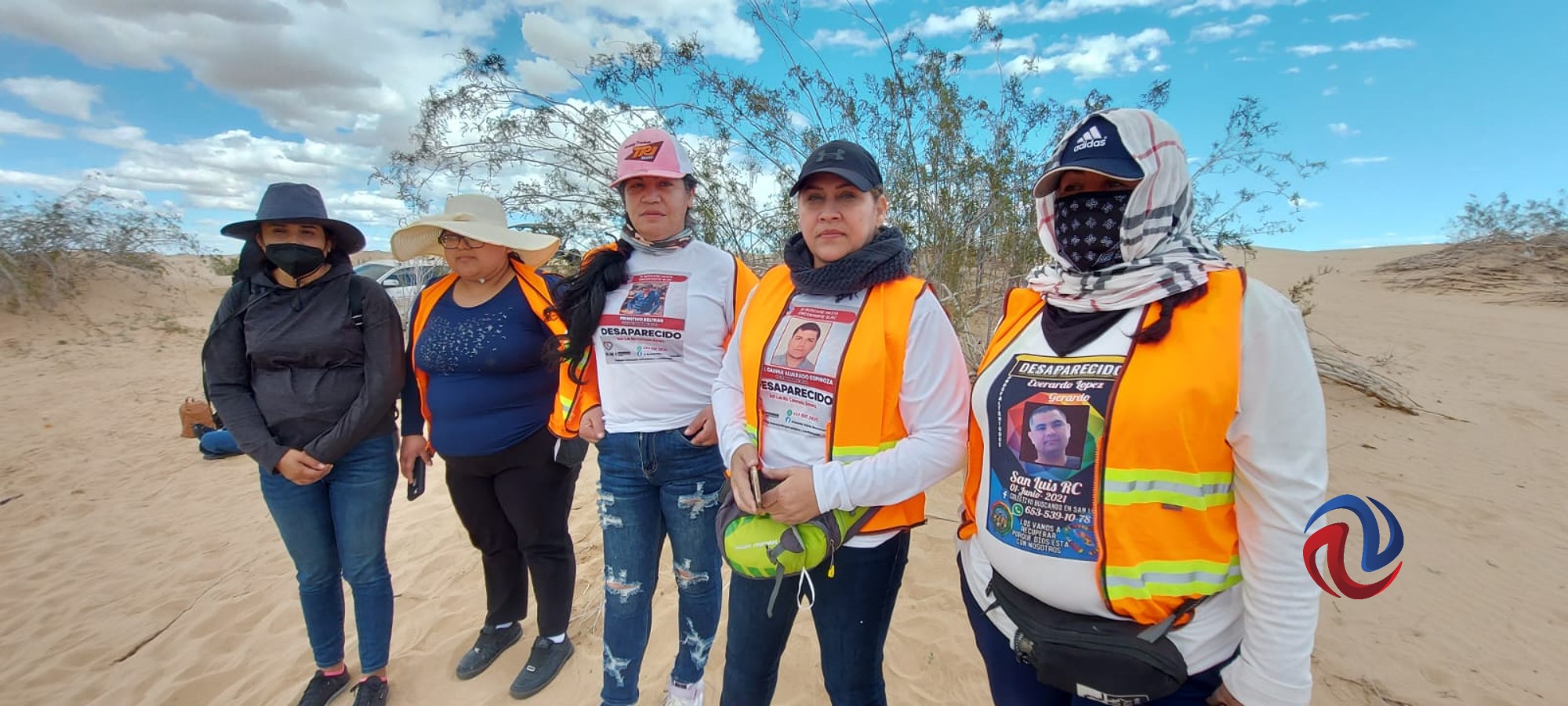 Hallan más restos humanos en camionetas enterradas en Mexicali 
