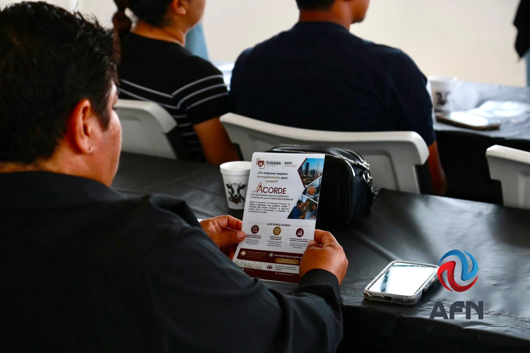 Brinda ayuntamiento capacitación a emprendedores