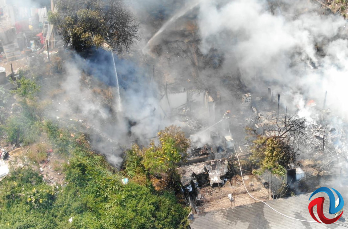 Mujer con heridas leves y cuatro casas quemadas tras incendio