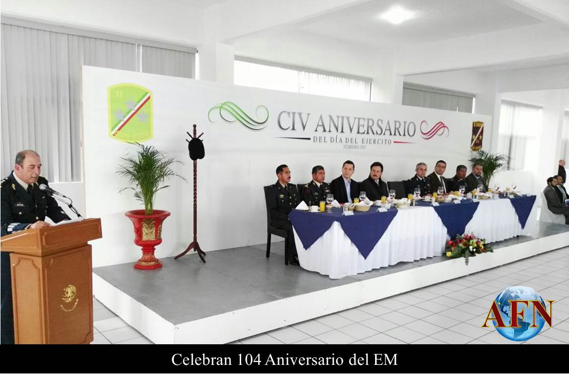 Celebran 104 Aniversario del EM