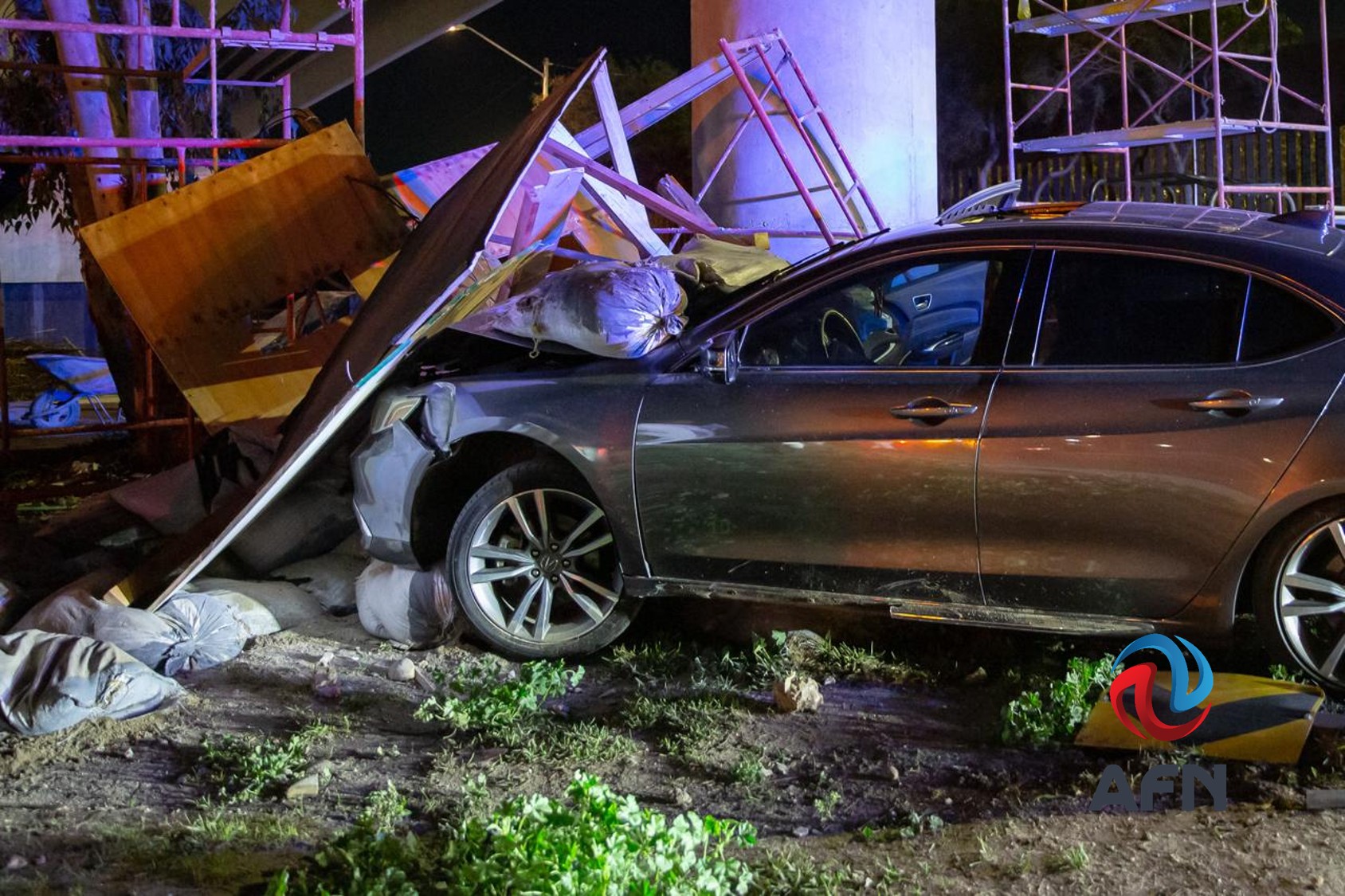 Otro accidente vehicular en el Viaducto Elevado