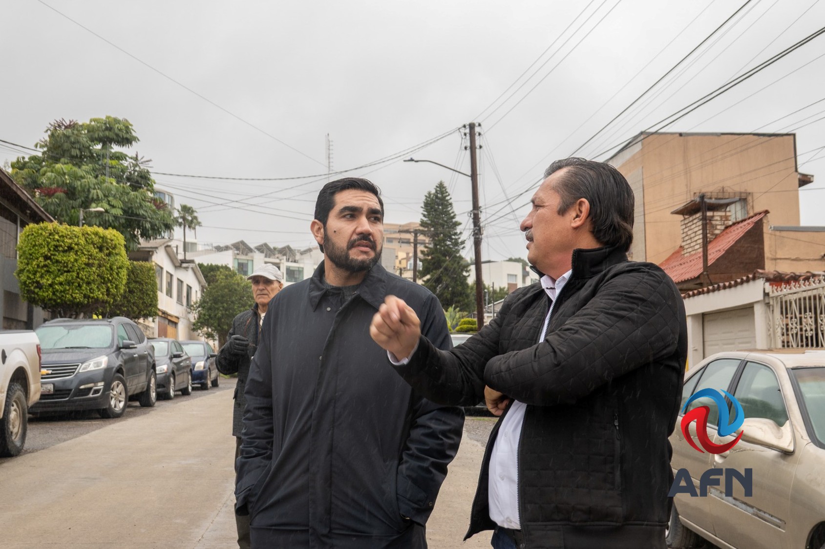 Retiran sellos de clausura en construcción de La Cacho; construirán muro de contención