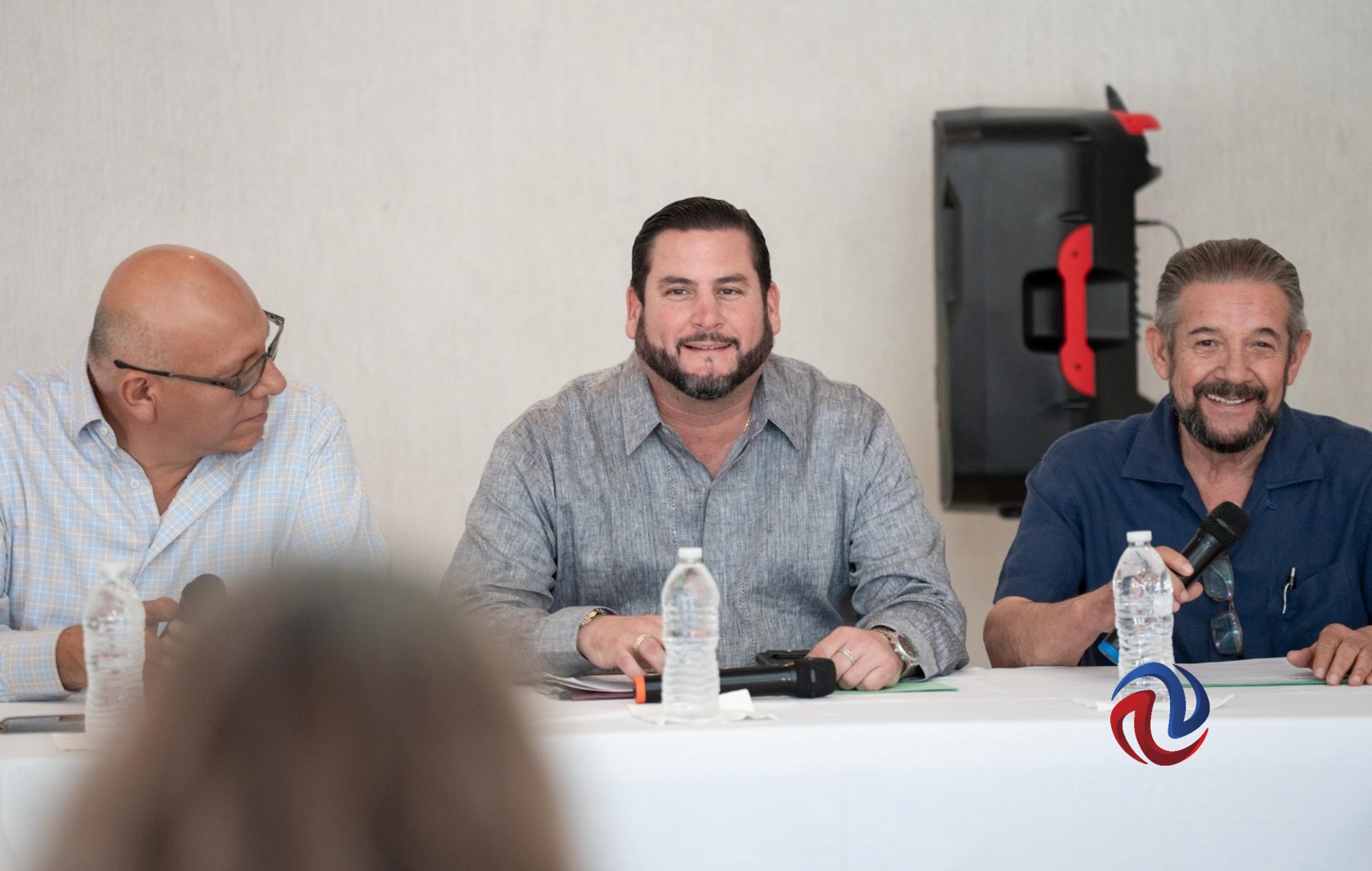 Fortalecerán la labor de colonos de Altabrisa, afirma Burgueño