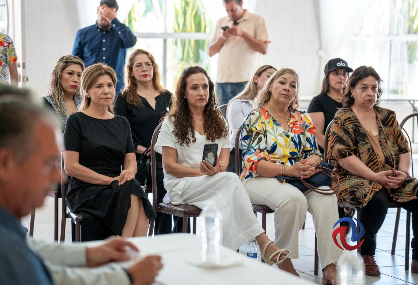 Fortalecerán la labor de colonos de Altabrisa, afirma Burgueño