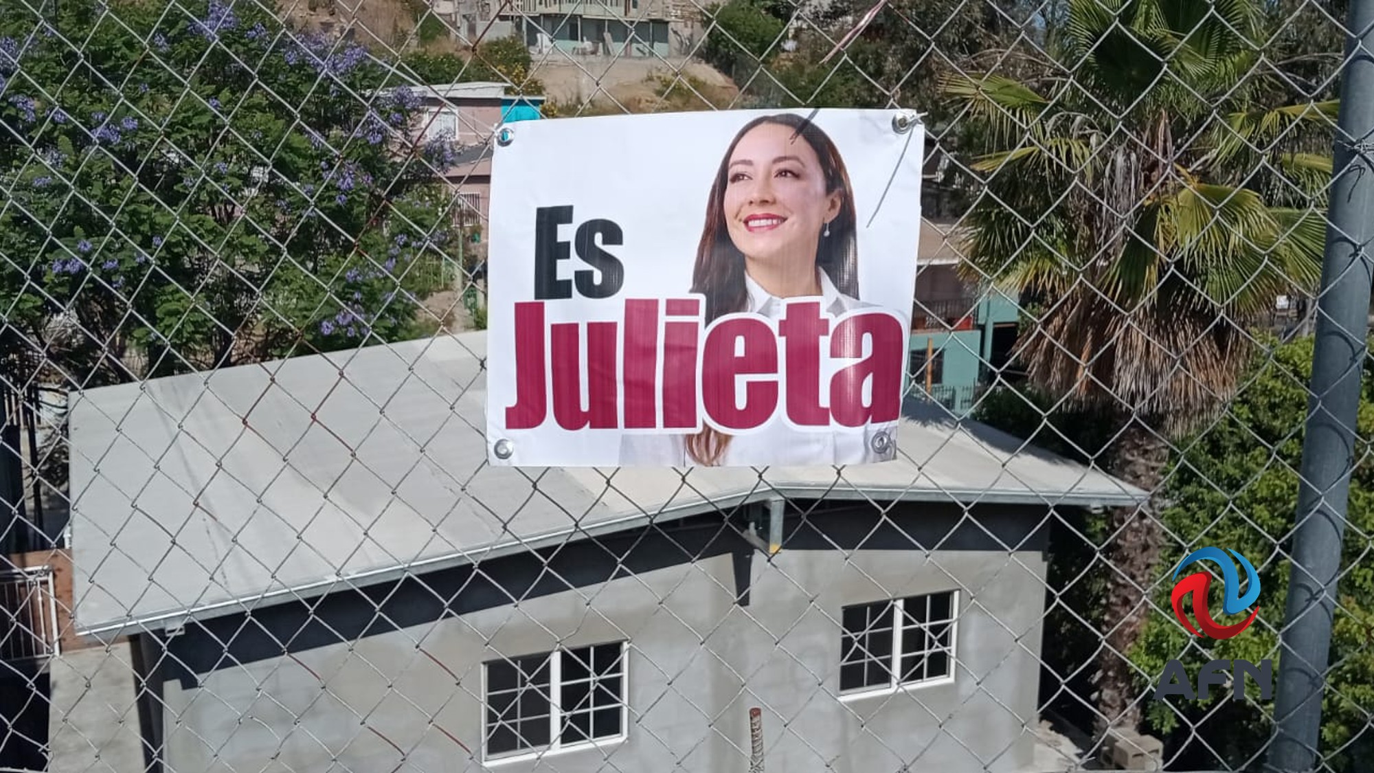 Comisión de Morena impone medidas cautelares a Julieta