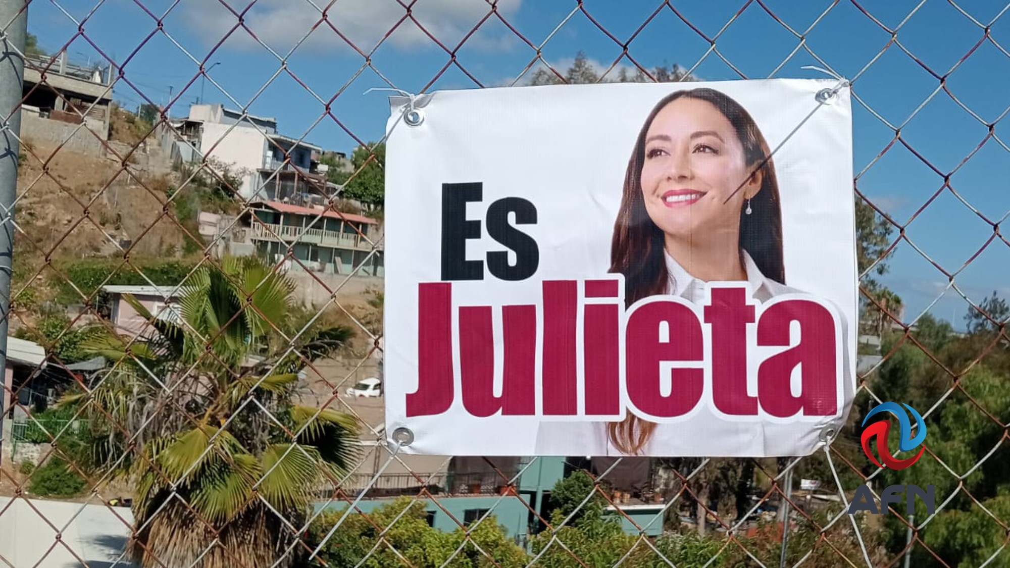 Comisión de Morena impone medidas cautelares a Julieta