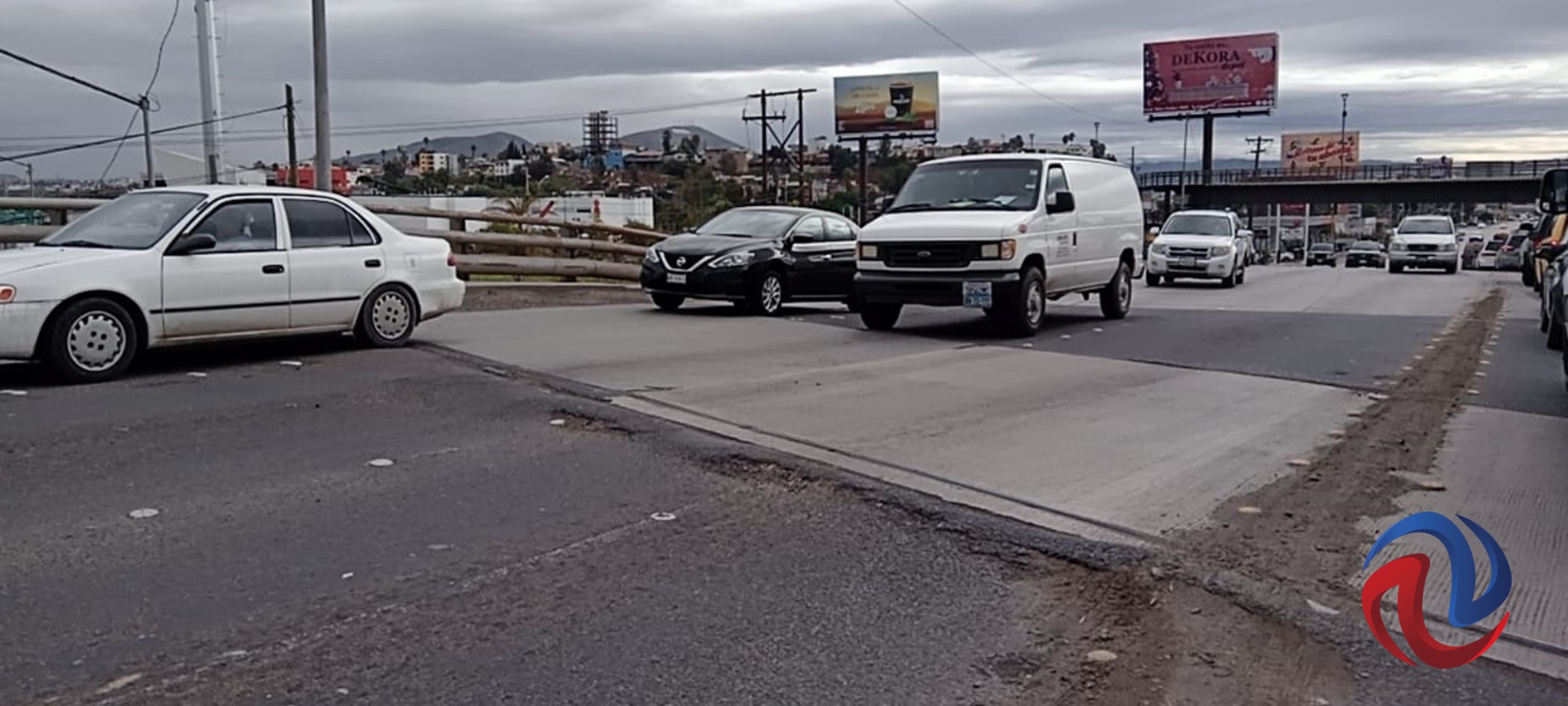Afecta a conductores falta de mantenimiento en el puente Lázaro Cárdenas 
