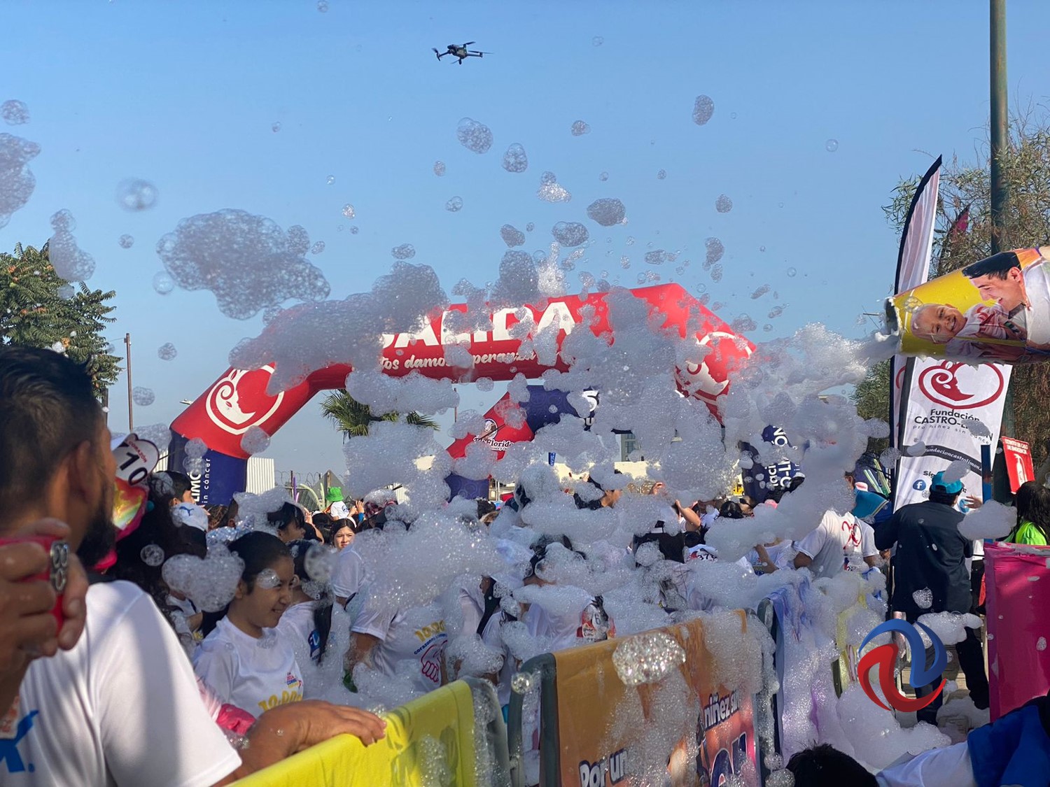 Diez mil personas corrieron con color en Tijuana