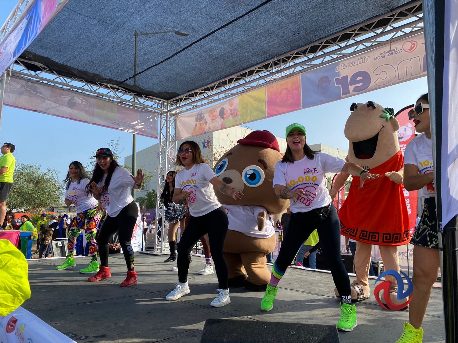 Diez mil personas corrieron con color en Tijuana