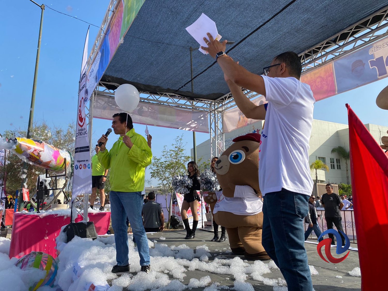 Diez mil personas corrieron con color en Tijuana