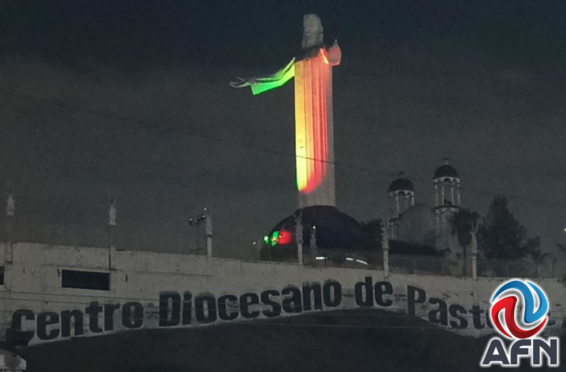 El Cristo Rey Tricolor