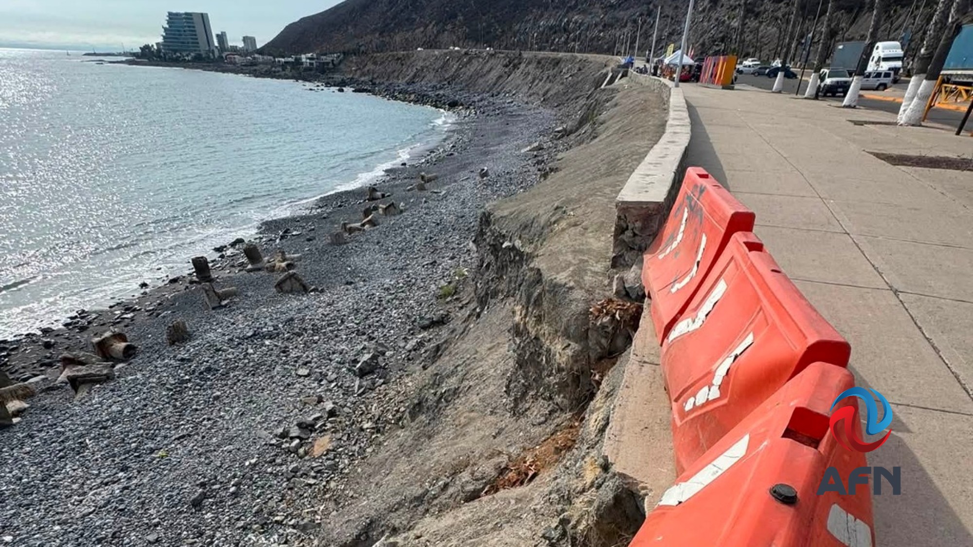 El Mosquito cara deprimente de Ensenada