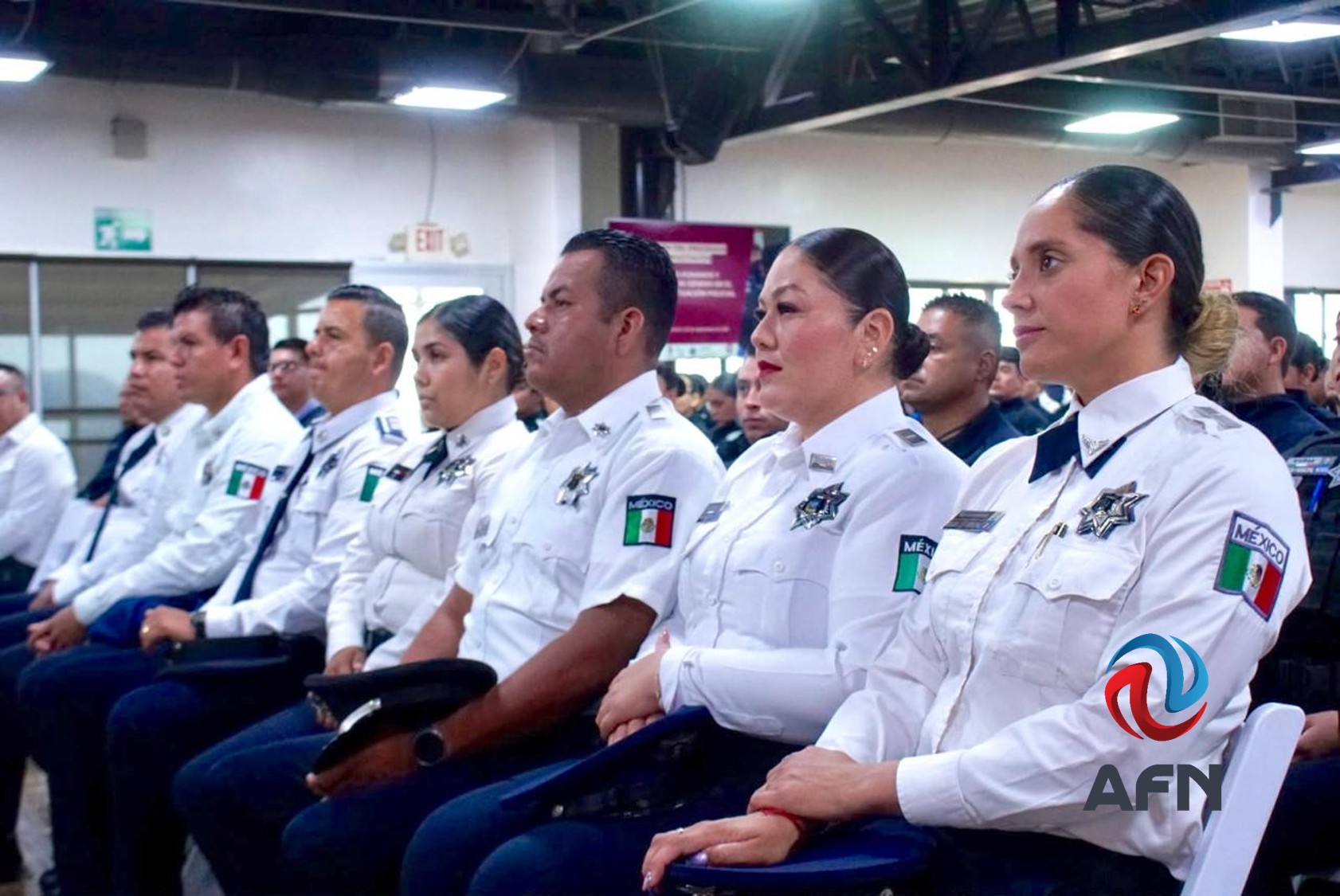 Capacitan a policías sobre derechos humanos y perspectiva de género