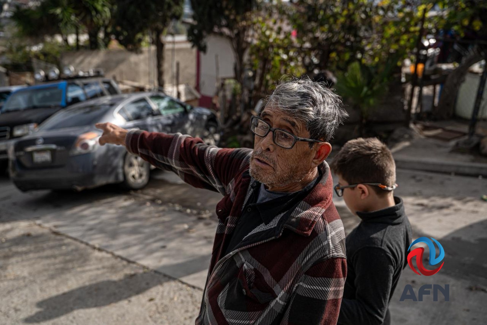 Preocupa a residentes de la colonia Reforma el deslizamiento de tierra y aparición de grietas