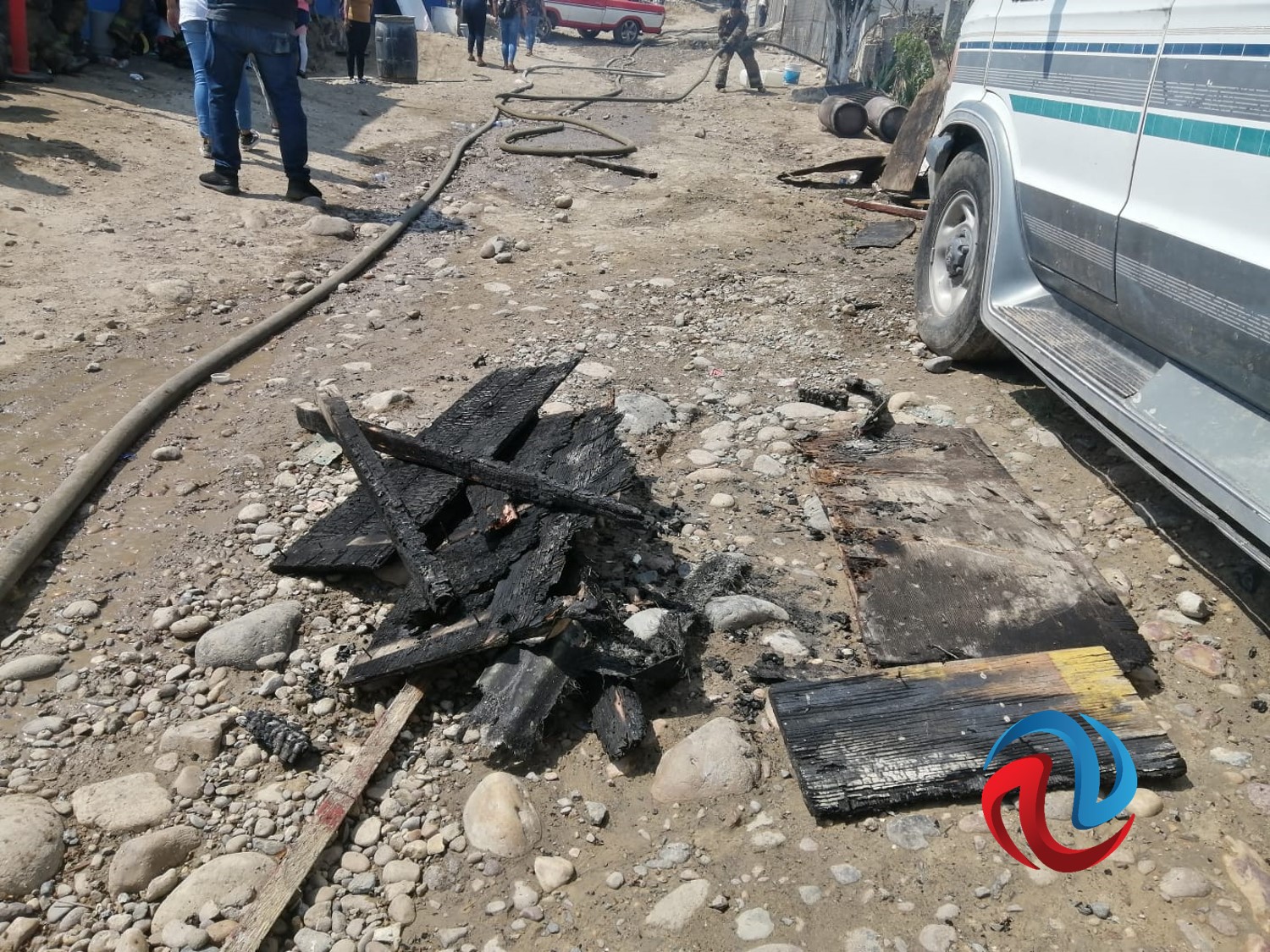 Incendio en Loma Bonita destruye nueve casas