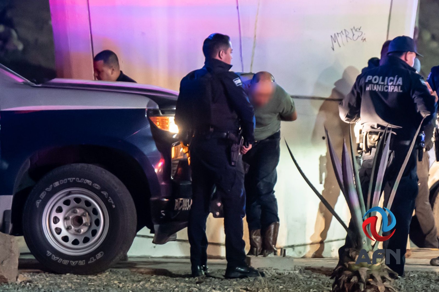 Intensa persecución terminó con la detención de al menos tres hombres