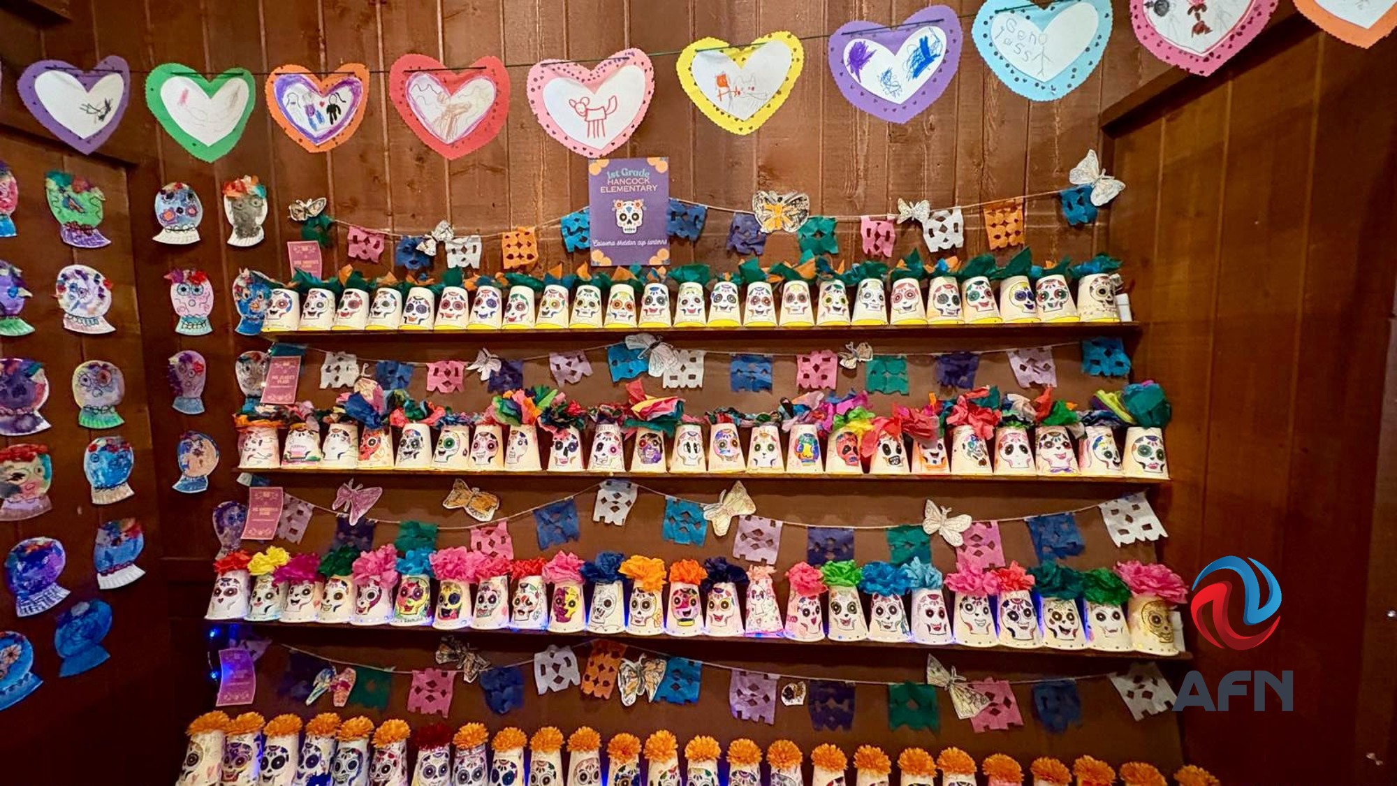 Estudiantes de San Diego exhiben obras por el Día de Muertos
