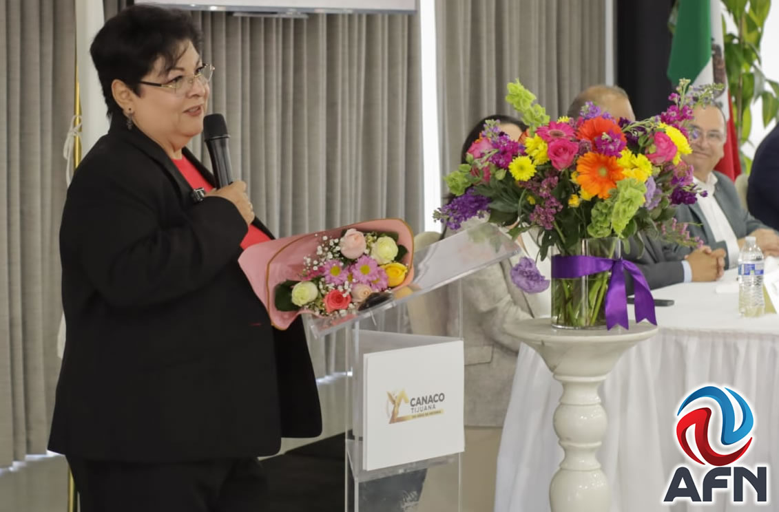 Reconocen a Dora Elena Cortés con Premio a la Trayectoria Periodística