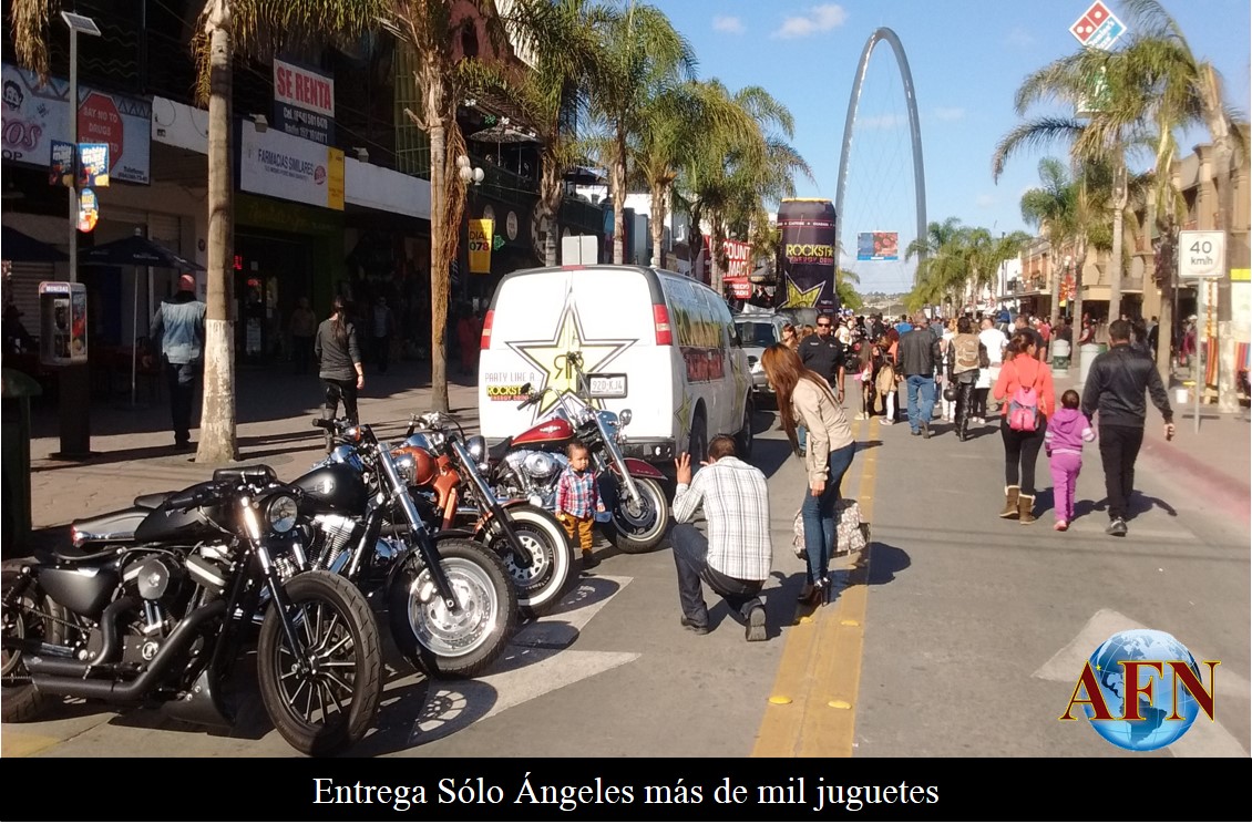 Entrega Sólo Ángeles más de mil juguetes