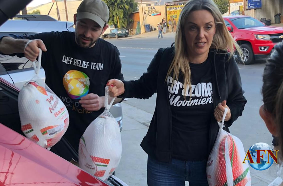 Entregan pavos a personas de escasos recursos