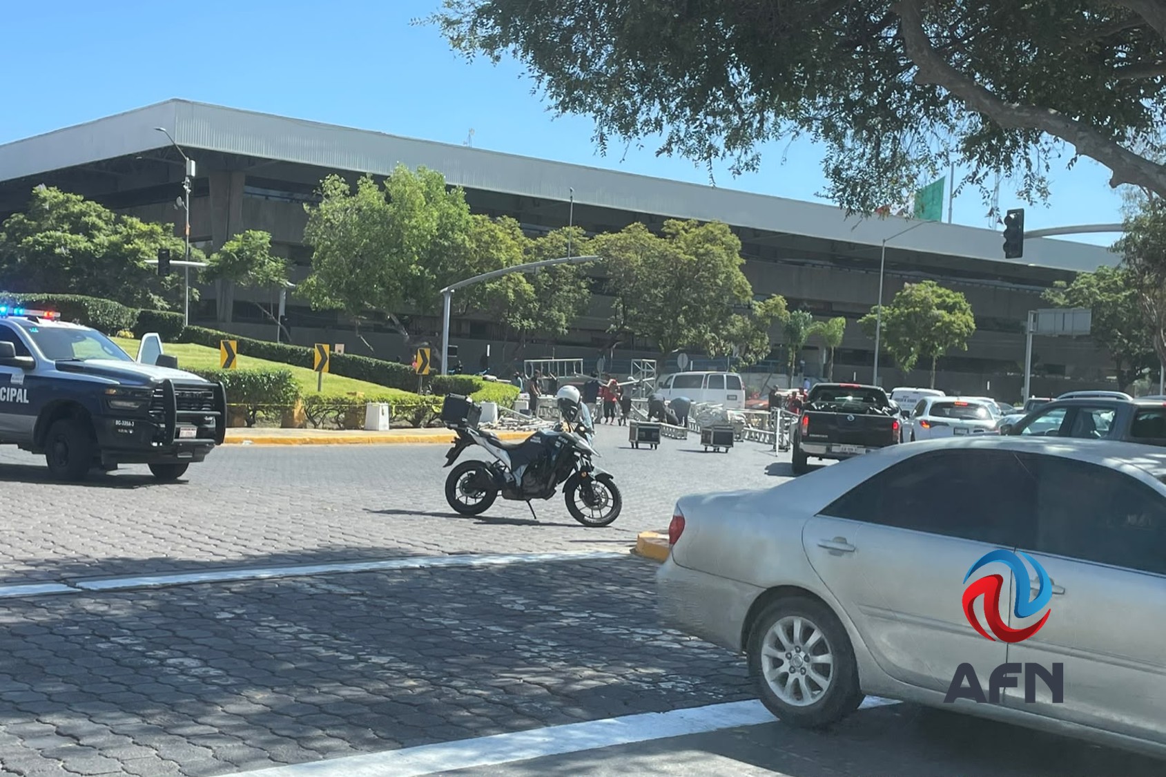 Instalan escenario para la noche del Grito en Tijuana 
