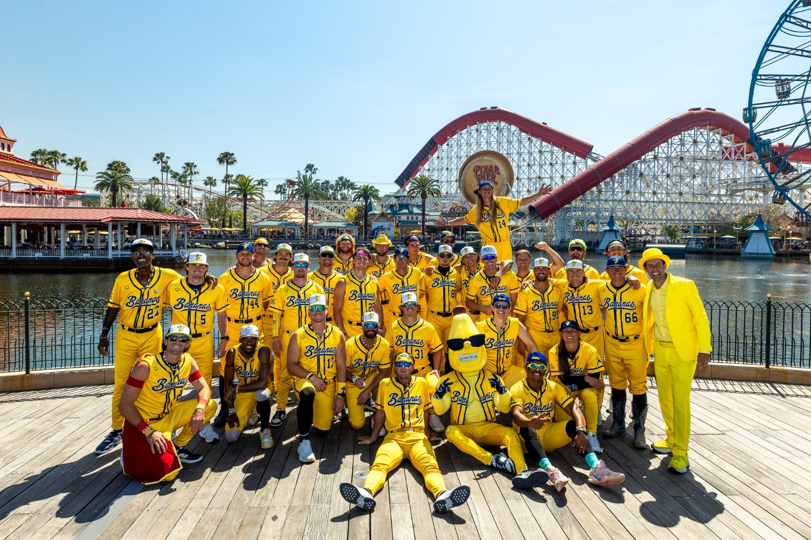 Savannah Bananas llevan su espectáculo a Disneyland Resort previo a juegos en Anaheim