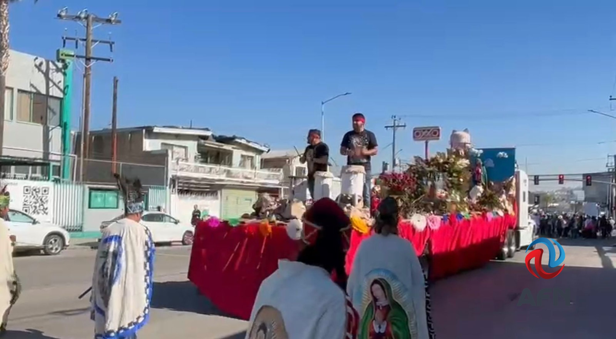 Participan feligreses en peregrinación guadalupana 