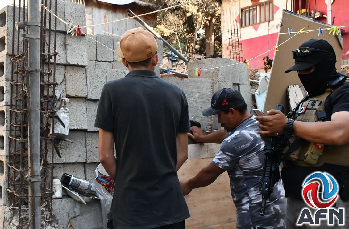 Desarticula FGE cinco bandas de secuestradores en 2025