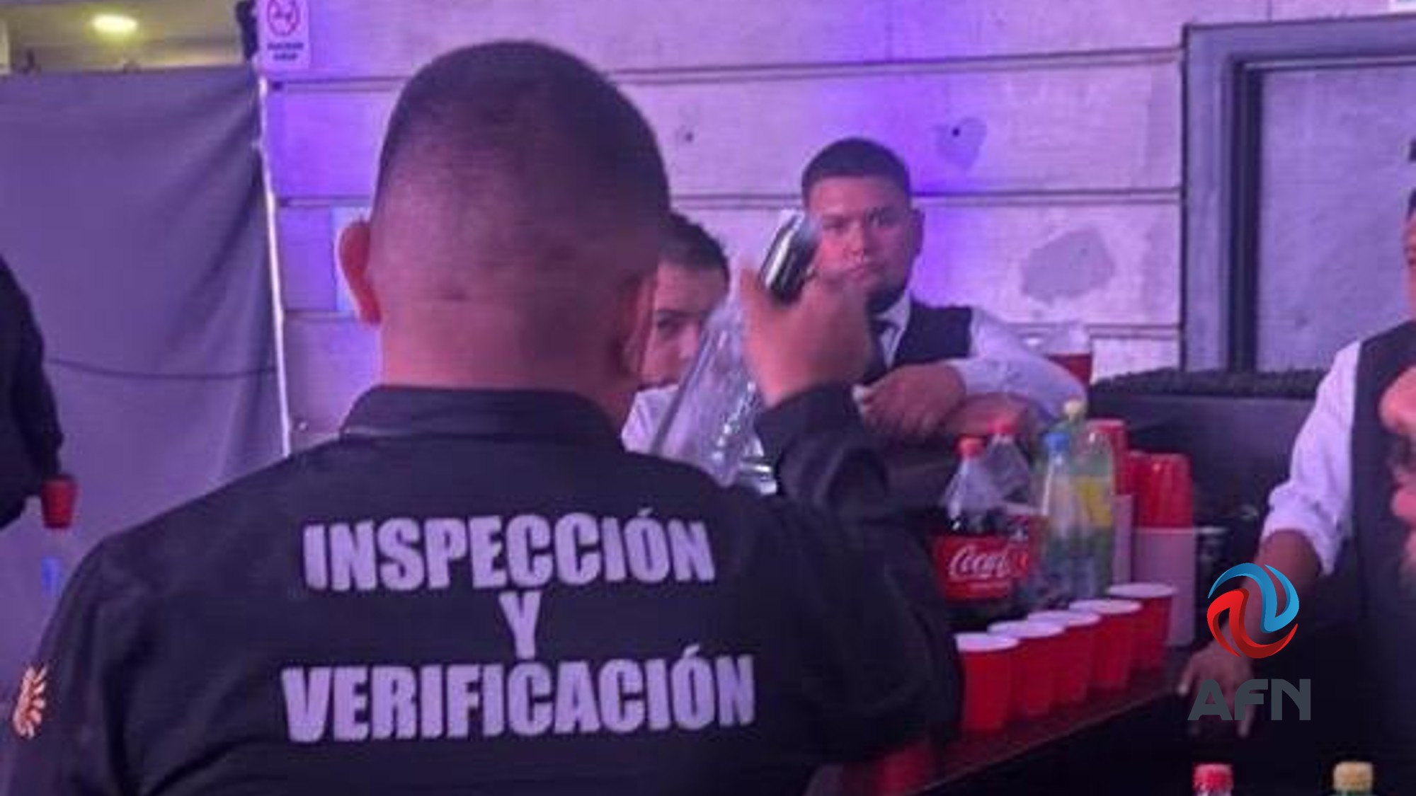 Clausuran fiesta clandestina con menores de edad en la Torre Cosmopolitan
