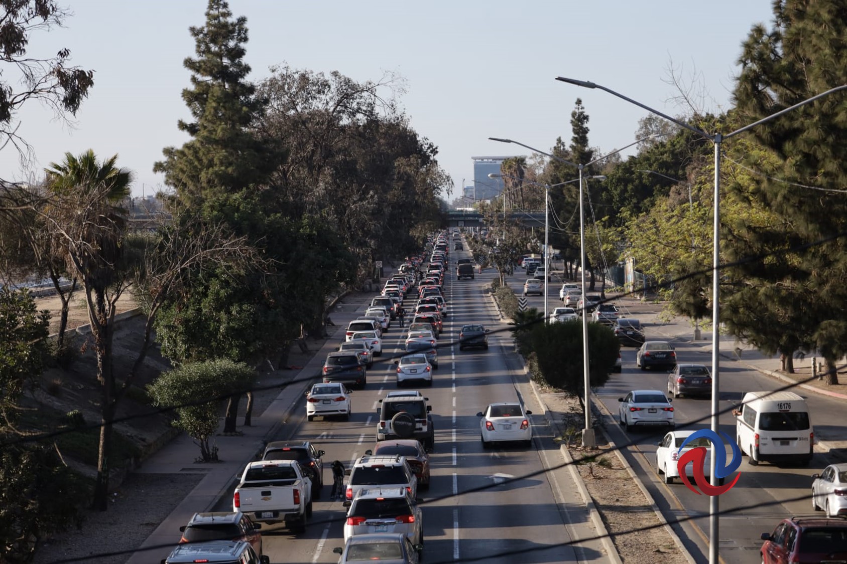 Se formaron largas filas para cruzar a EEUU por garita de San Ysidro