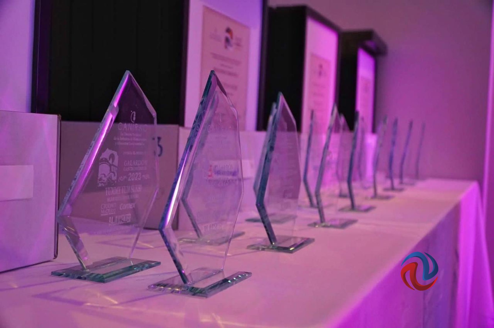 Entrega Canirac galardón a lo mejor de la gastronomía rosaritense