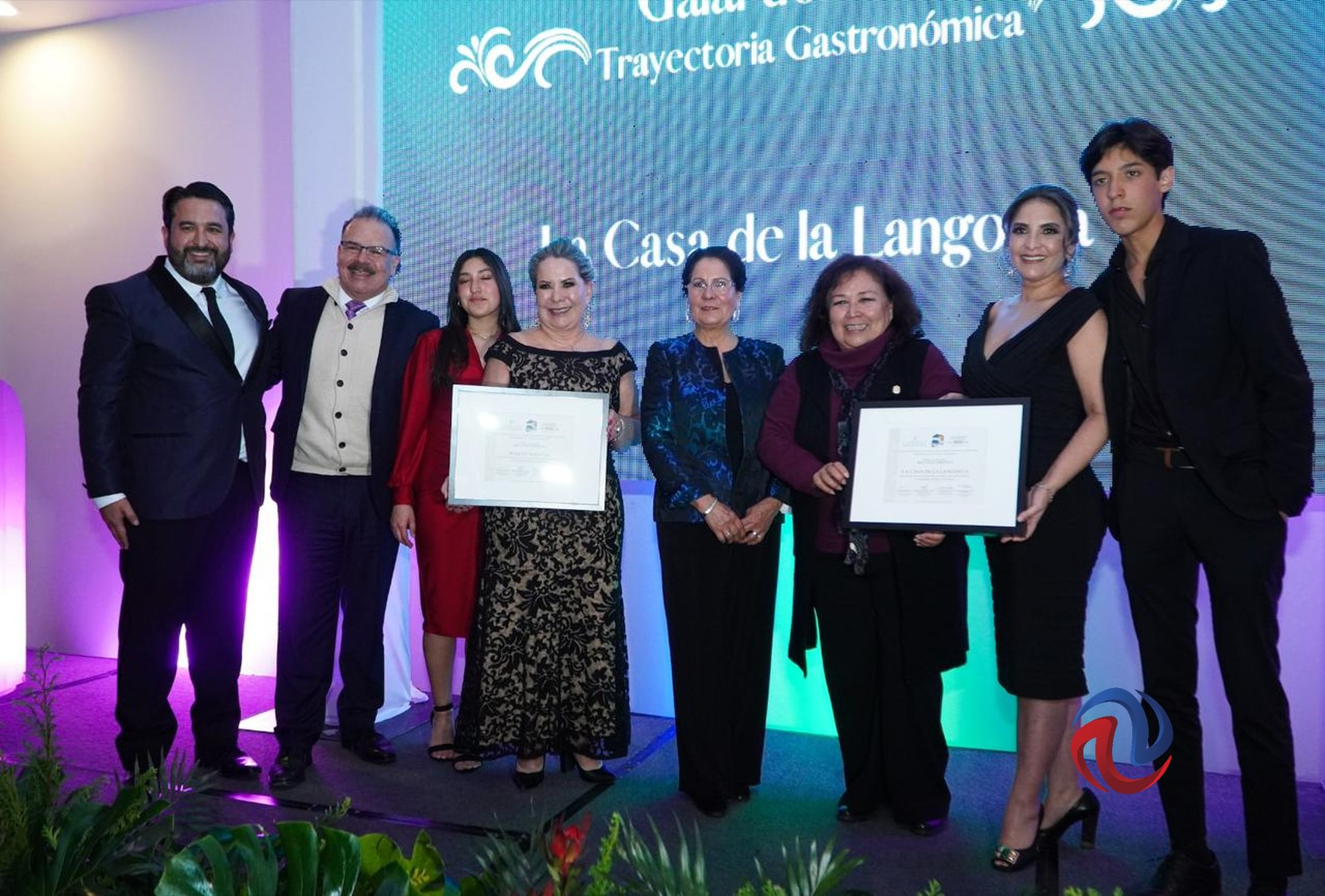 Entrega Canirac galardón a lo mejor de la gastronomía rosaritense