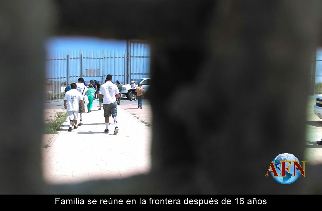 Familia se reúne en la frontera después de 16 años