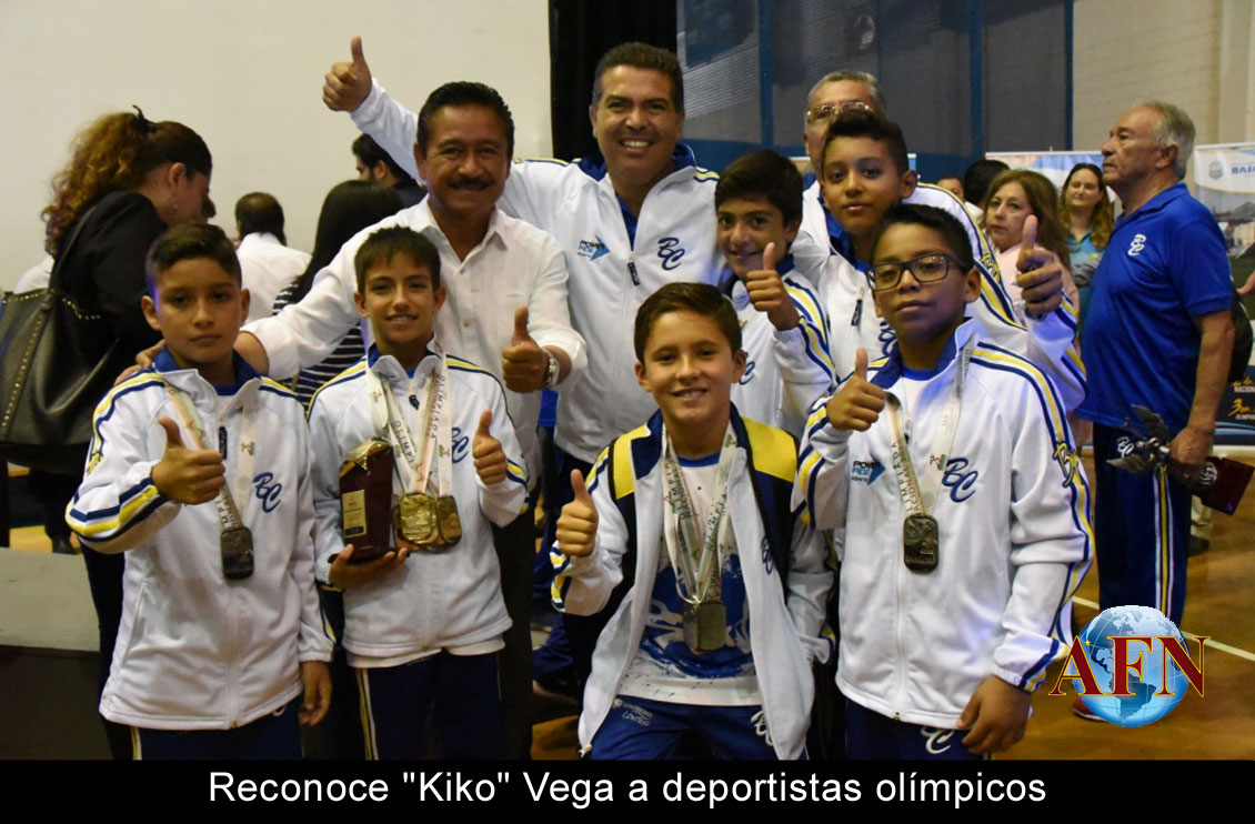 Reconoce Kiko Vega a deportistas olímpicos